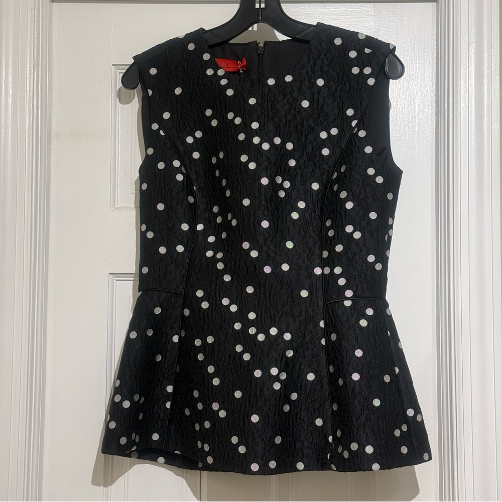 Carolina Herrera Black Sleeveless Polka Dot Top Size 6 NWT